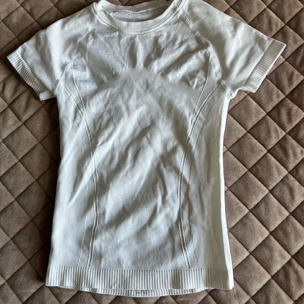 White Short Sleeve Workout Top